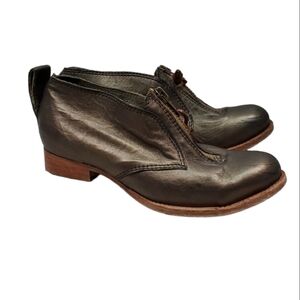 Free People Jim Barnier Womens Boho Leather Moto Heels shoes sz 9.5 USA